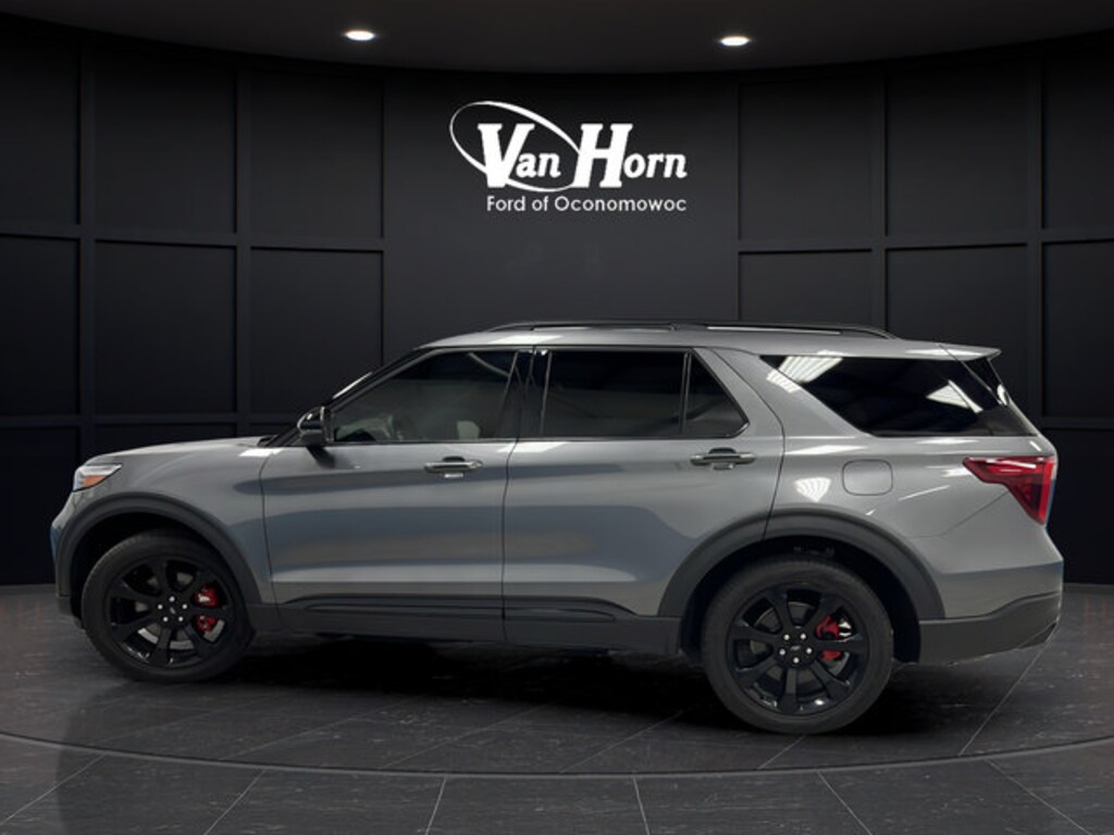 Used 2024 Ford Explorer ST SUV