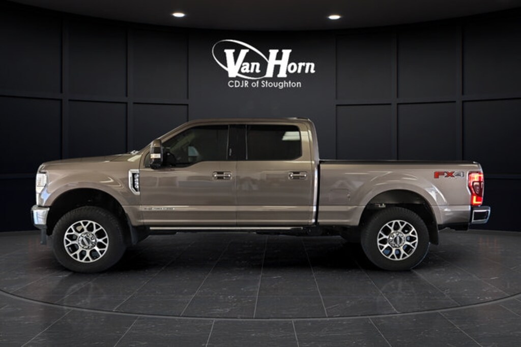 Used 2020 Ford Super Duty F-250 SRW LARIAT Truck Crew Cab