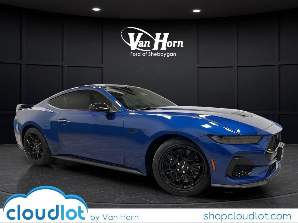 2024 Ford Mustang GT Fastback's photo