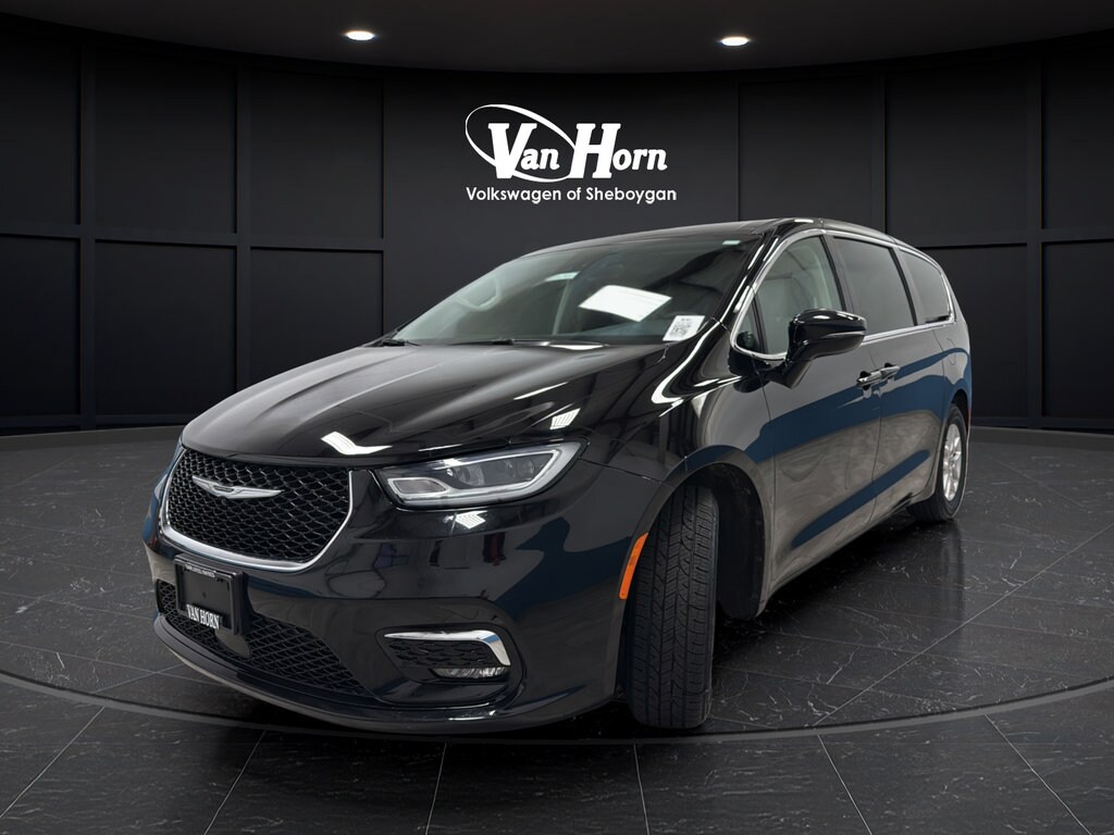 Used 2024 Chrysler Pacifica Touring L Van Passenger Van