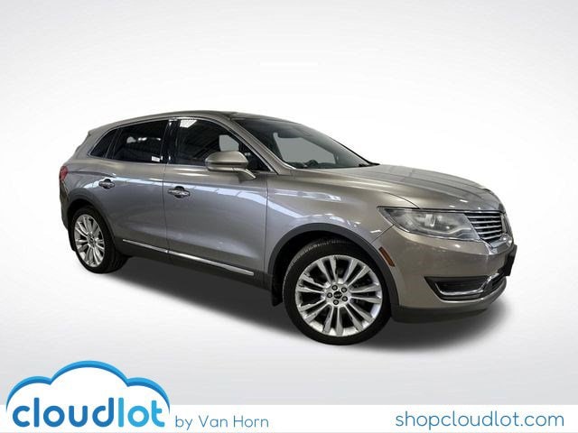 2016 Lincoln MKX Reserve's photo