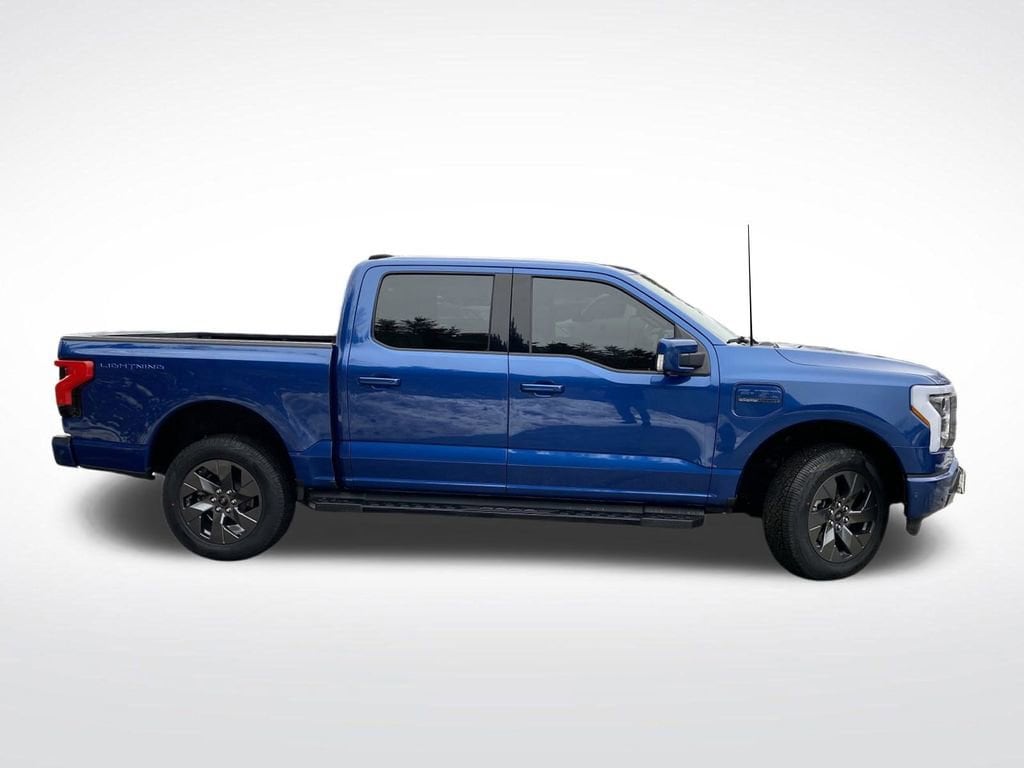 Used 2022 Ford F-150 Lightning Lariat with VIN 1FT6W1EV6NWG02991 for sale in Sheboygan, WI