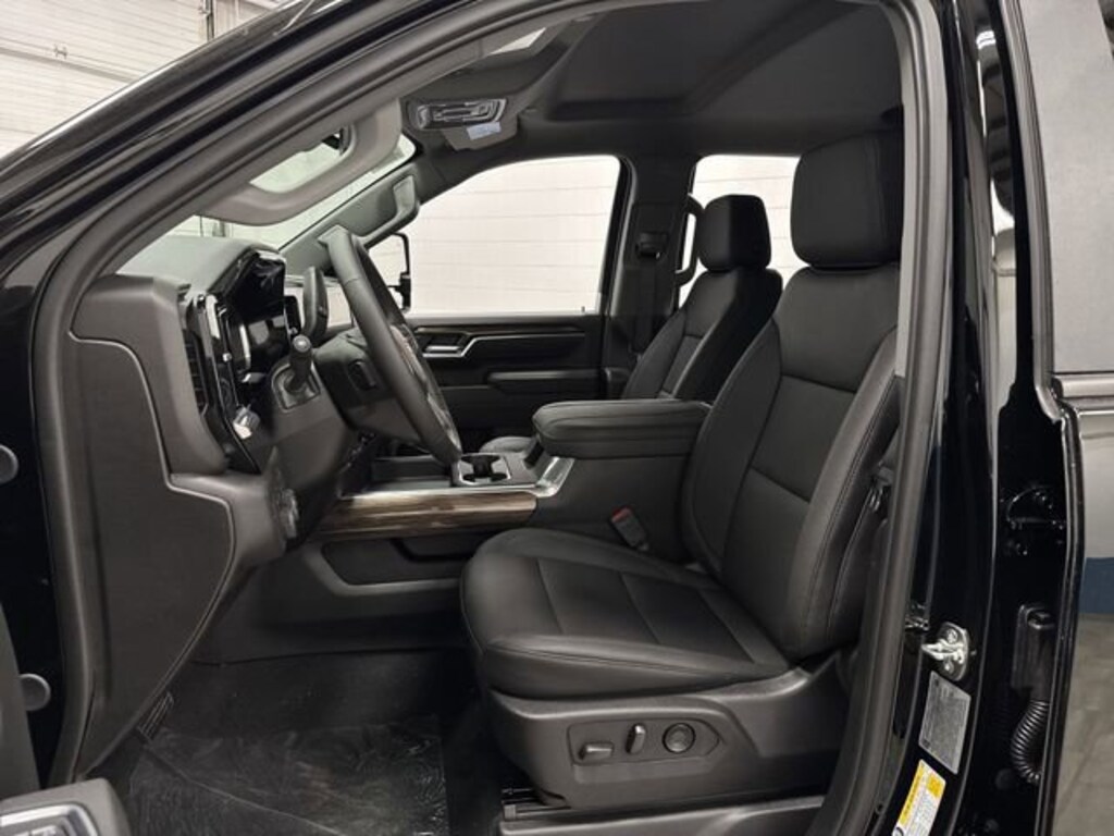 New 2026 Chevrolet Silverado 3500 HD LT Truck Crew Cab