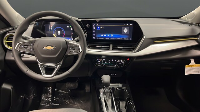 2026 Chevrolet Trax LT - Photo 11