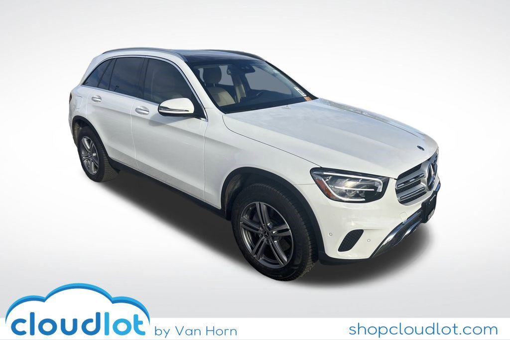 2022 Mercedes-Benz GLC GLC300's photo
