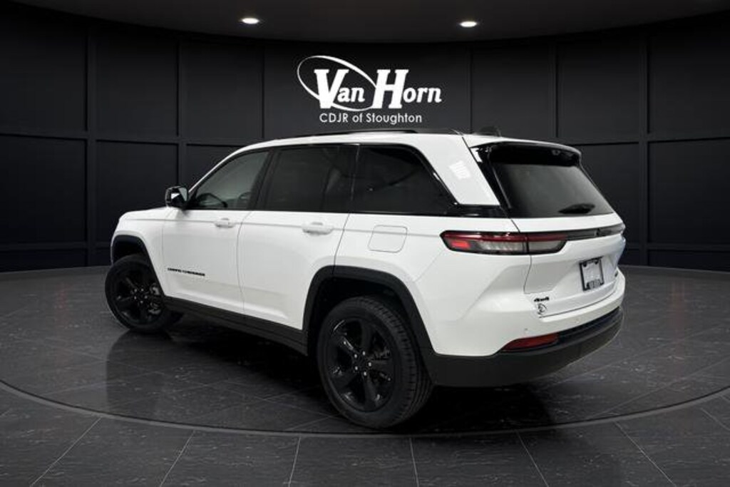 Used 2023 Jeep Grand Cherokee Limited SUV