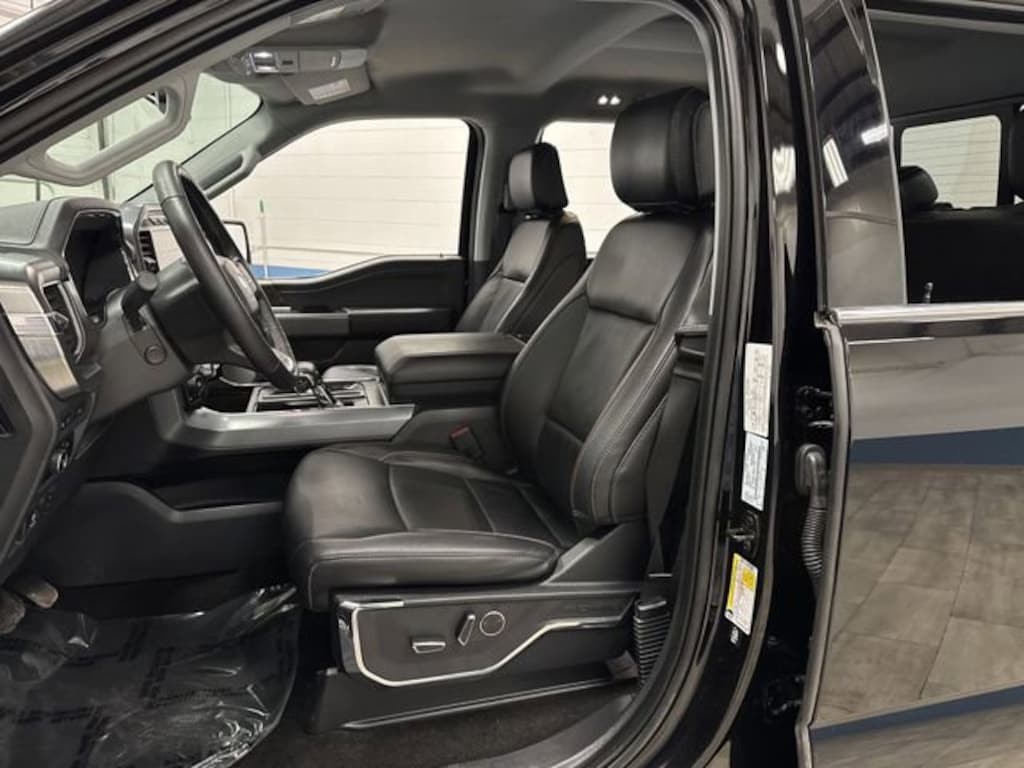 Used 2023 Ford F-150 LARIAT Truck SuperCrew Cab