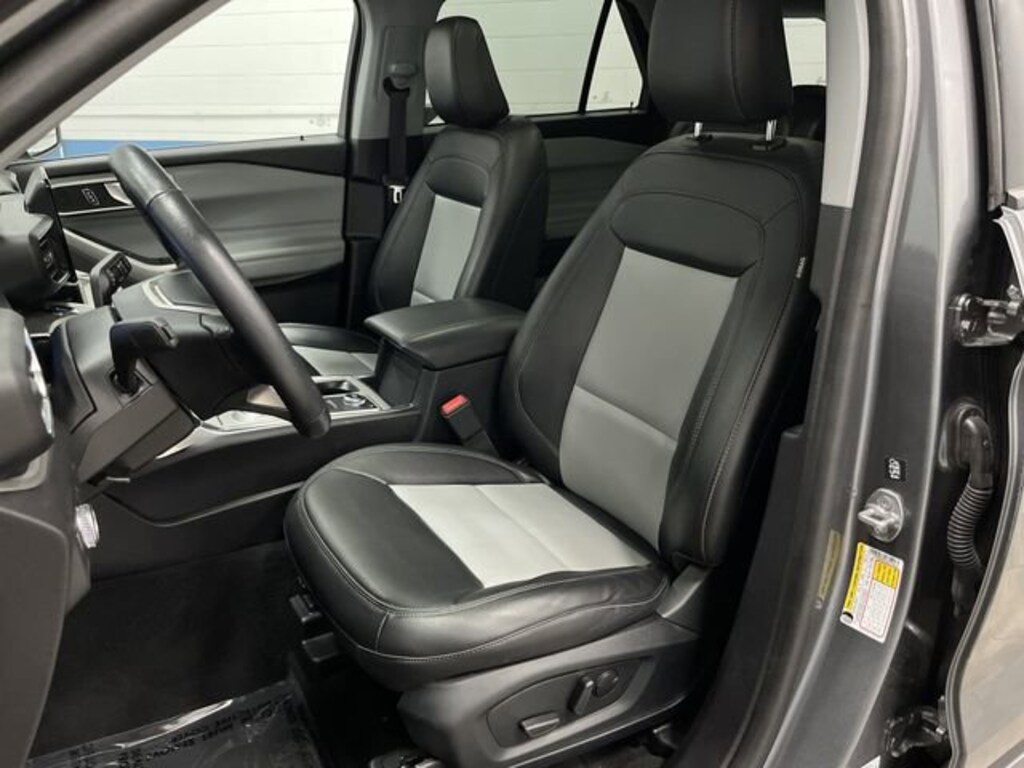 Used 2022 Ford Explorer XLT SUV