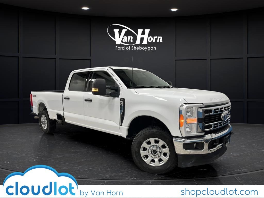 2023 Ford F-250 XLT 4x4 Crew Cab 8' Box's photo