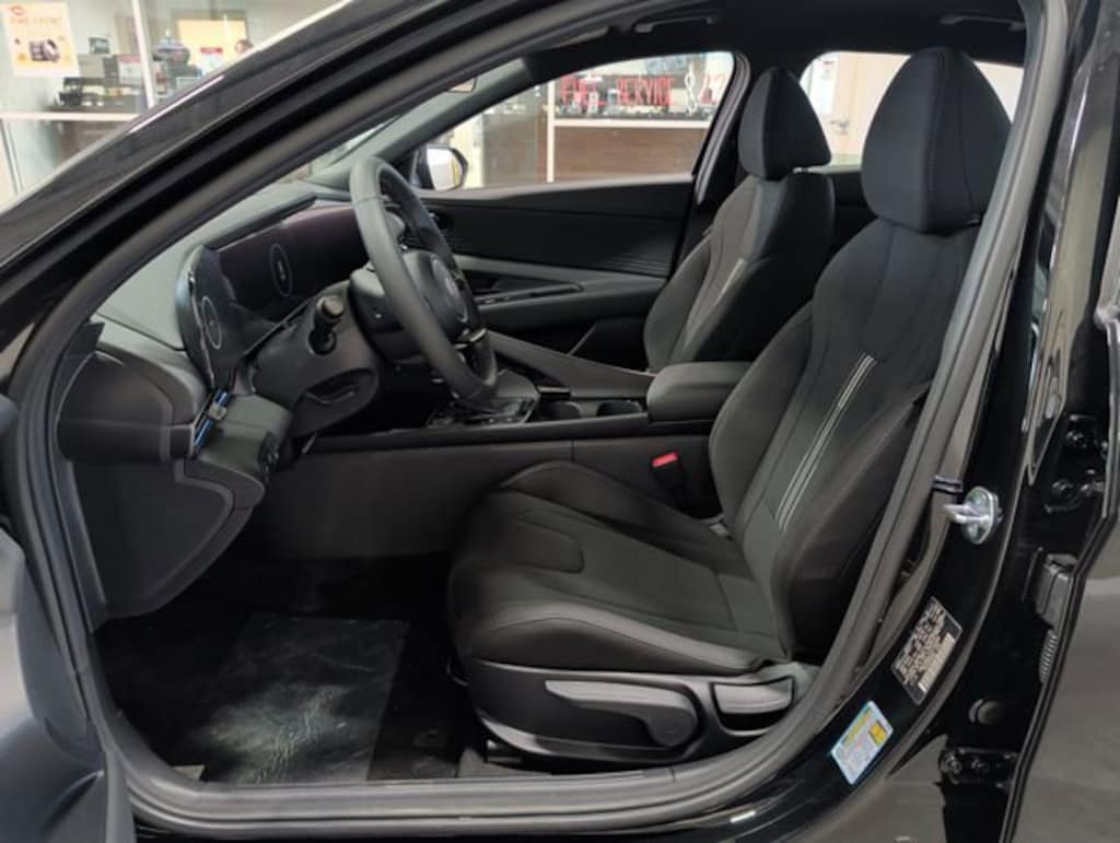 New 2026 Hyundai Elantra Hybrid SEL Sport Sedan