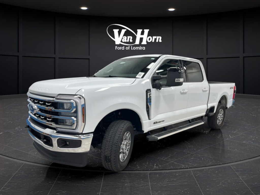 Used 2026 Ford Super Duty F-250 SRW LARIAT Truck Crew Cab