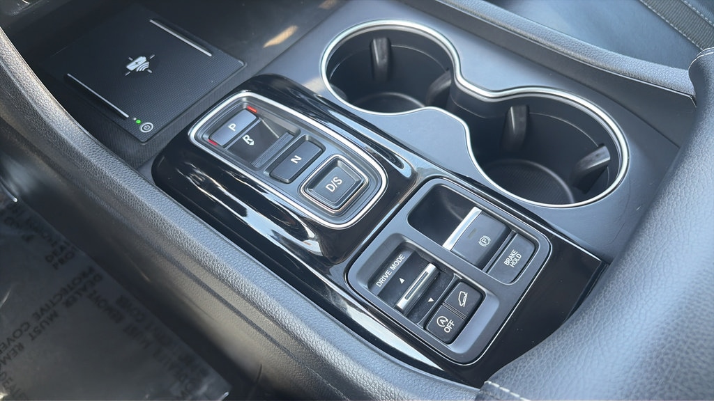 2025 Honda Pilot Touring - Photo 19