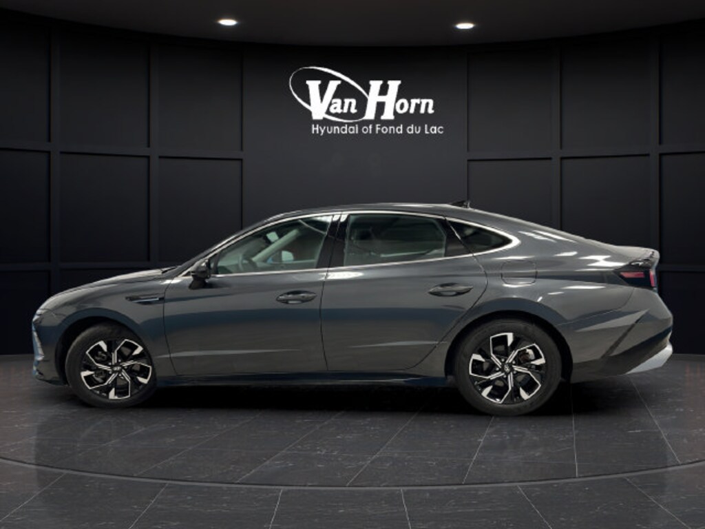 Used 2025 Hyundai Sonata SEL Sedan