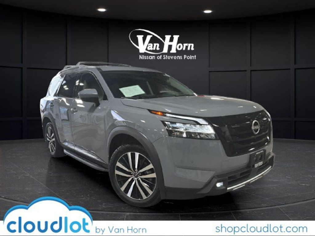Used 2024 Nissan Pathfinder Platinum SUV
