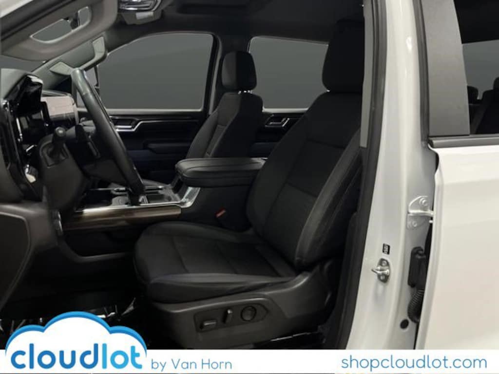 Used 2024 Chevrolet Silverado 1500 LT Trail Boss Truck Crew Cab