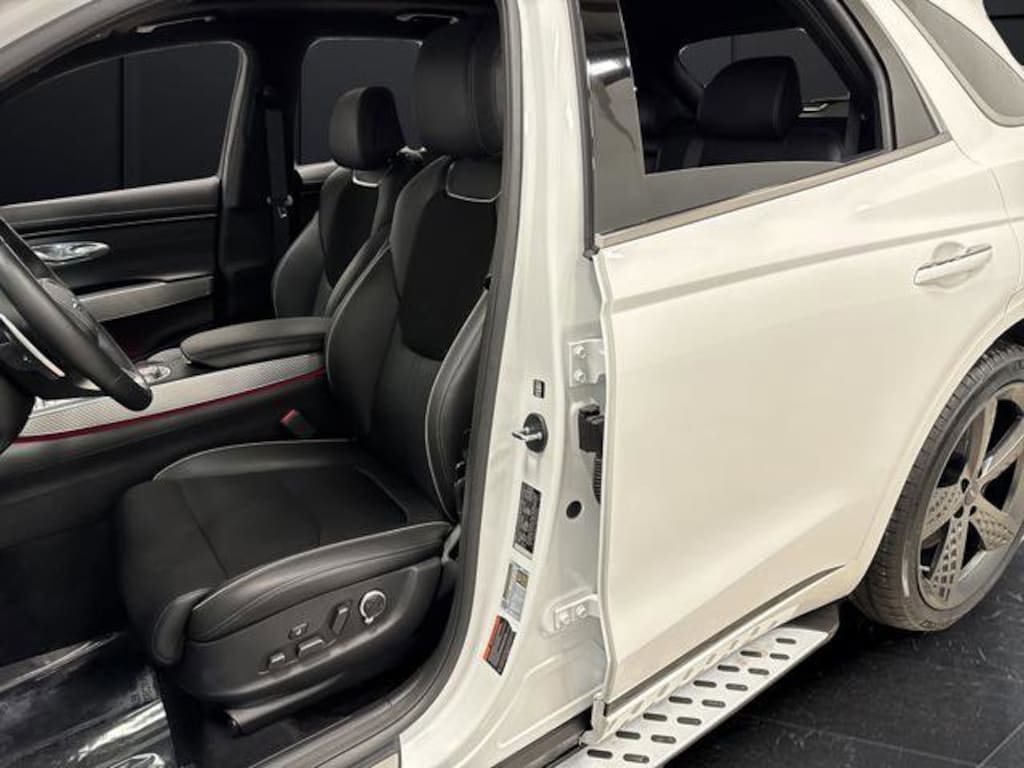 Used 2025 Genesis GV70 2.5T SUV