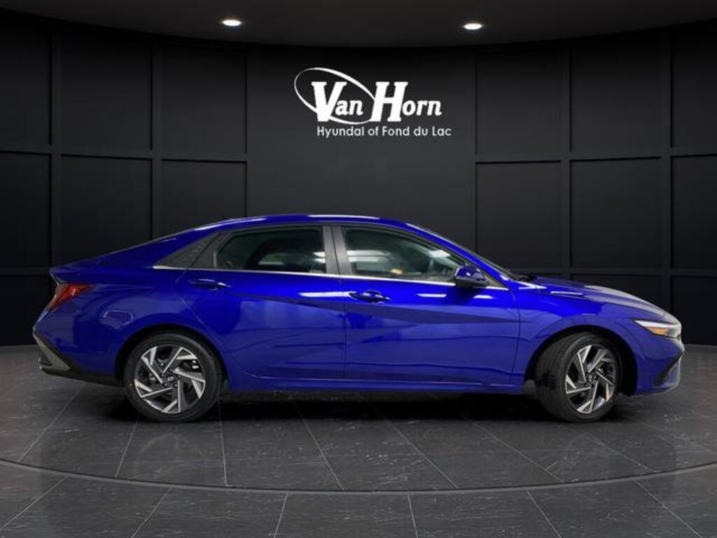 New 2026 Hyundai Elantra Limited Sedan