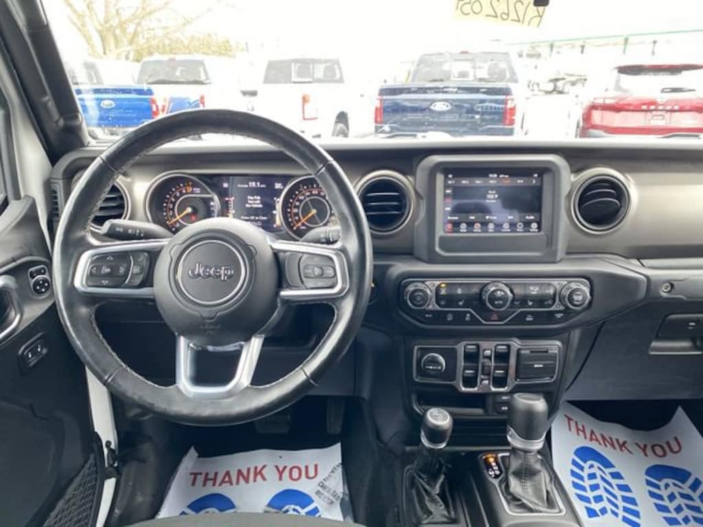 Used 2020 Jeep Gladiator Sport S Truck Crew Cab