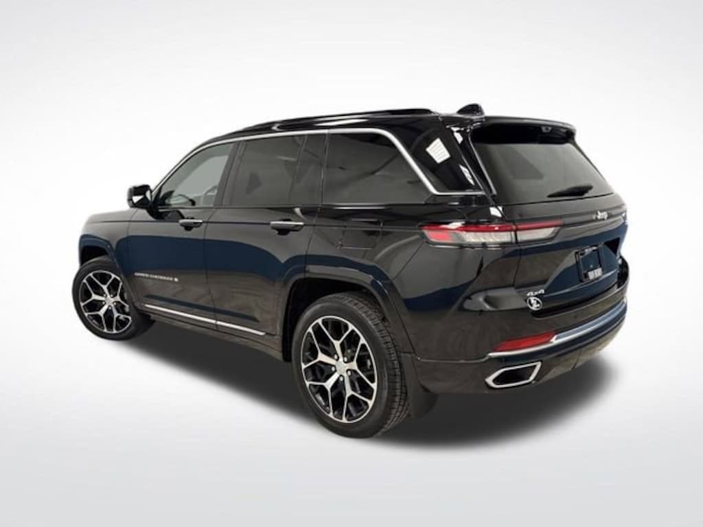 Used 2025 Jeep Grand Cherokee Summit Reserve SUV