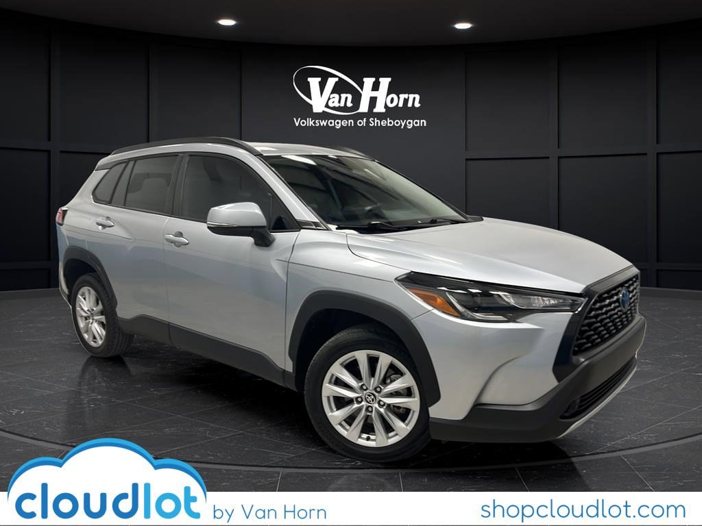 Used 2023 Toyota Corolla Cross LE SUV