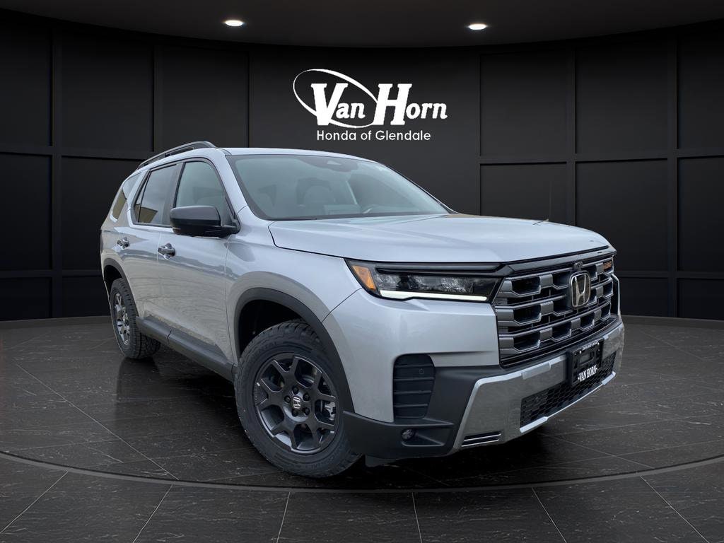 2026 Honda Pilot TrailSport AWD's photo