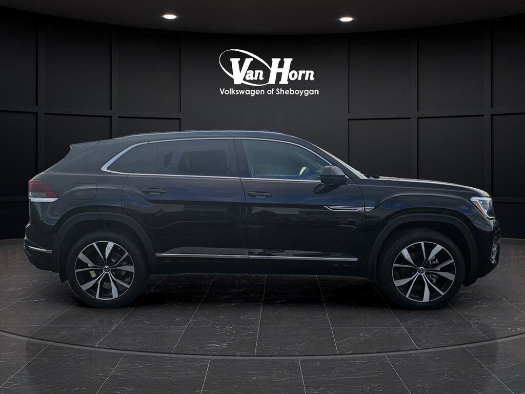 New 2026 Volkswagen Atlas Cross Sport 2.0T SEL Premium R-Line SUV