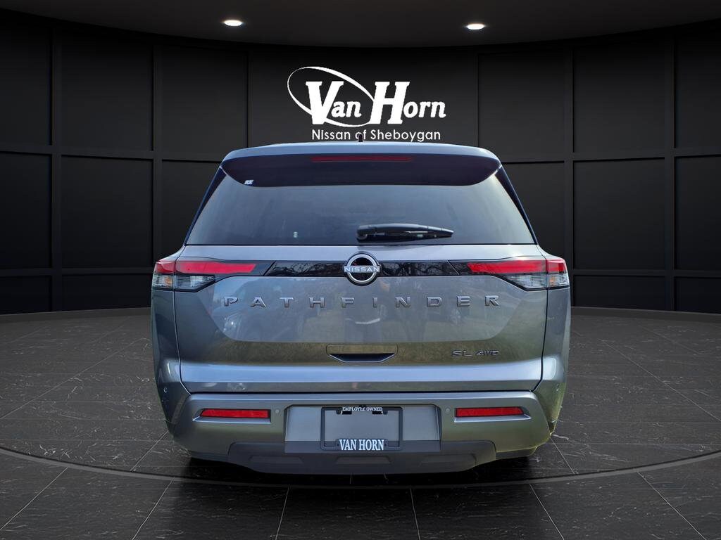 New 2026 Nissan Pathfinder SL SUV