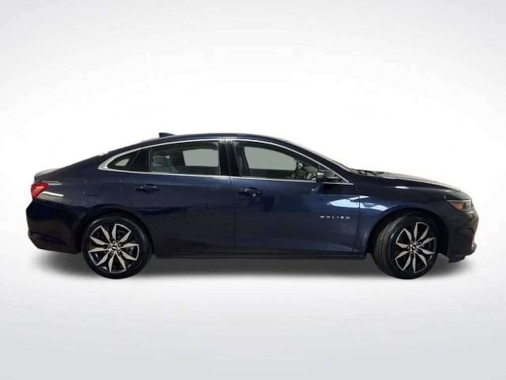 Used 2017 Chevrolet Malibu LT Sedan