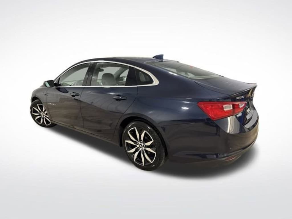 Used 2017 Chevrolet Malibu LT Sedan