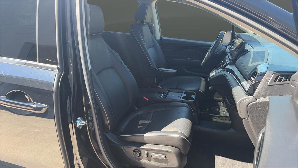 2025 Honda Odyssey Elite - Photo 24