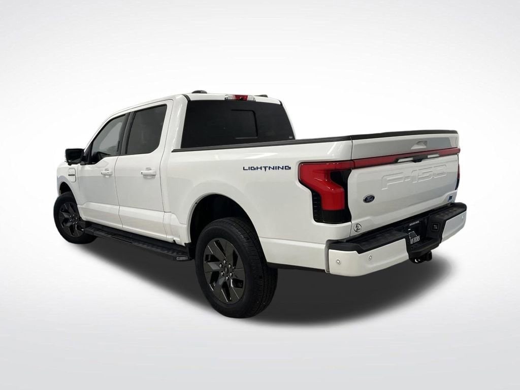 Used 2022 Ford F-150 Lightning LARIAT Truck SuperCrew Cab