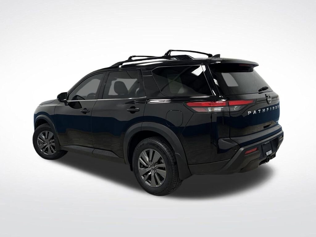 Used 2024 Nissan Pathfinder SV SUV