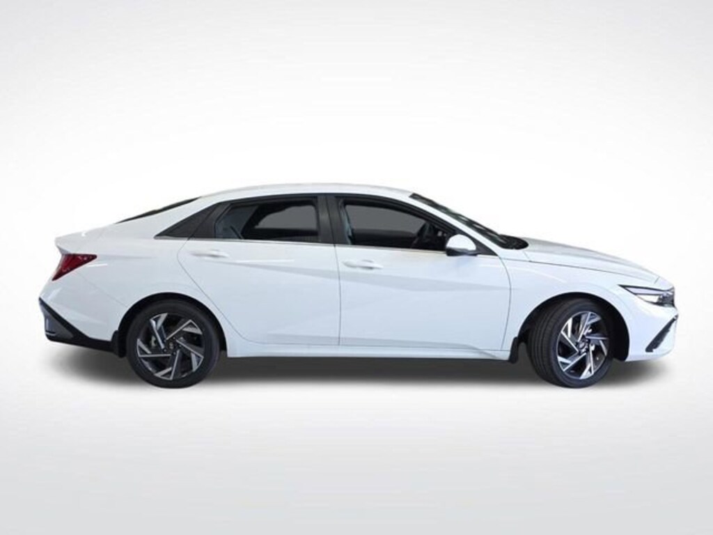 New 2025 Hyundai Elantra Hybrid Limited Sedan