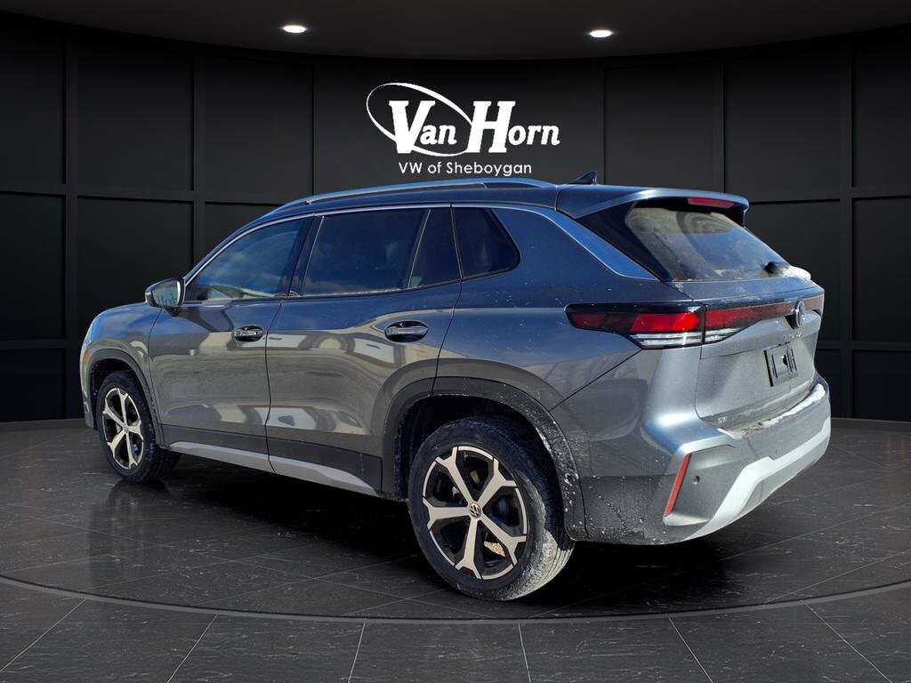 New 2026 Volkswagen Tiguan SE SUV