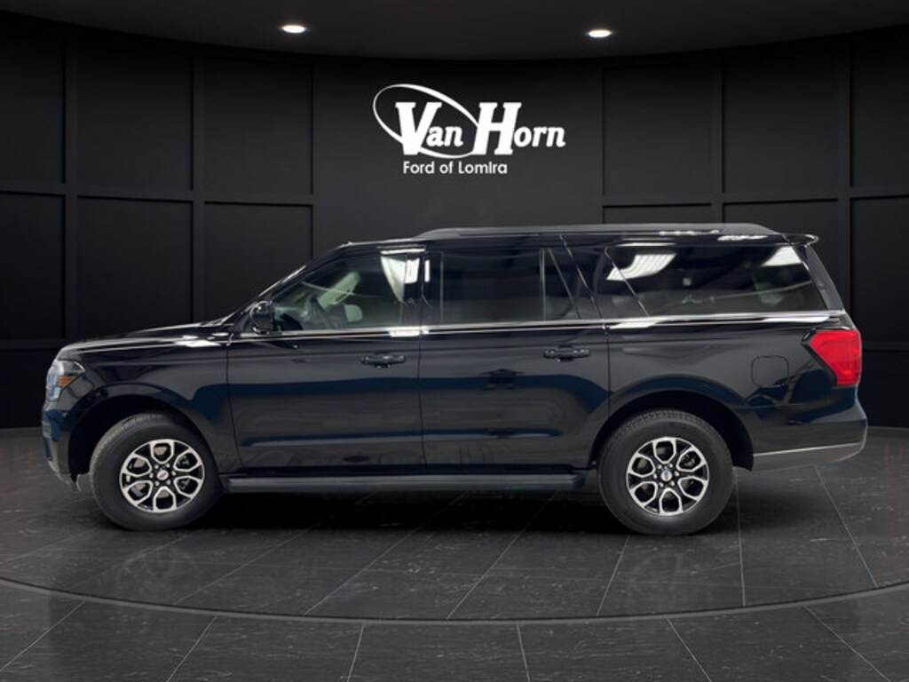 Used 2024 Ford Expedition Max XLT SUV