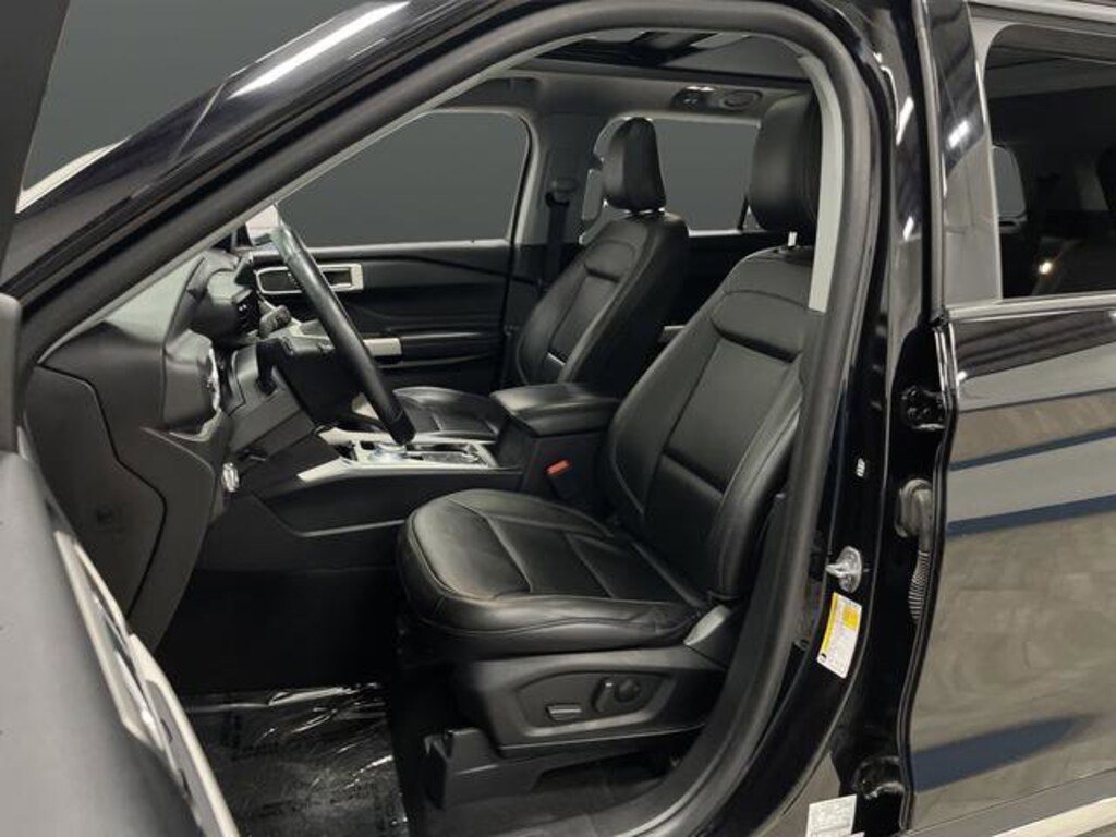 Used 2023 Ford Explorer XLT SUV