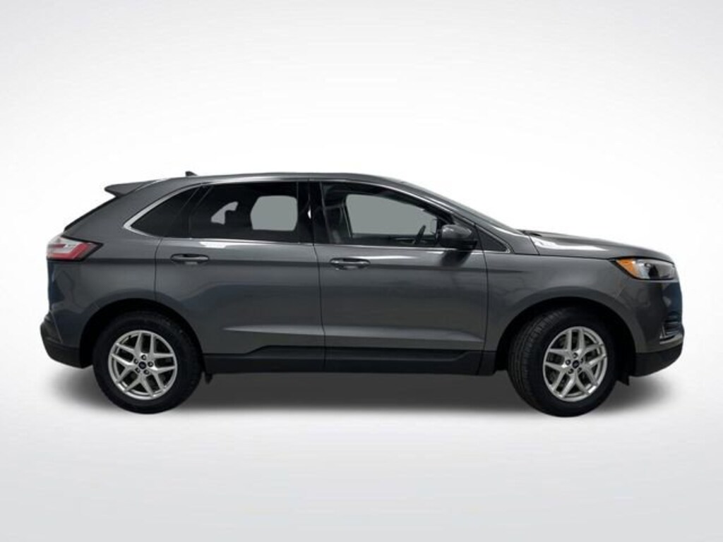Used 2022 Ford Edge SEL SUV