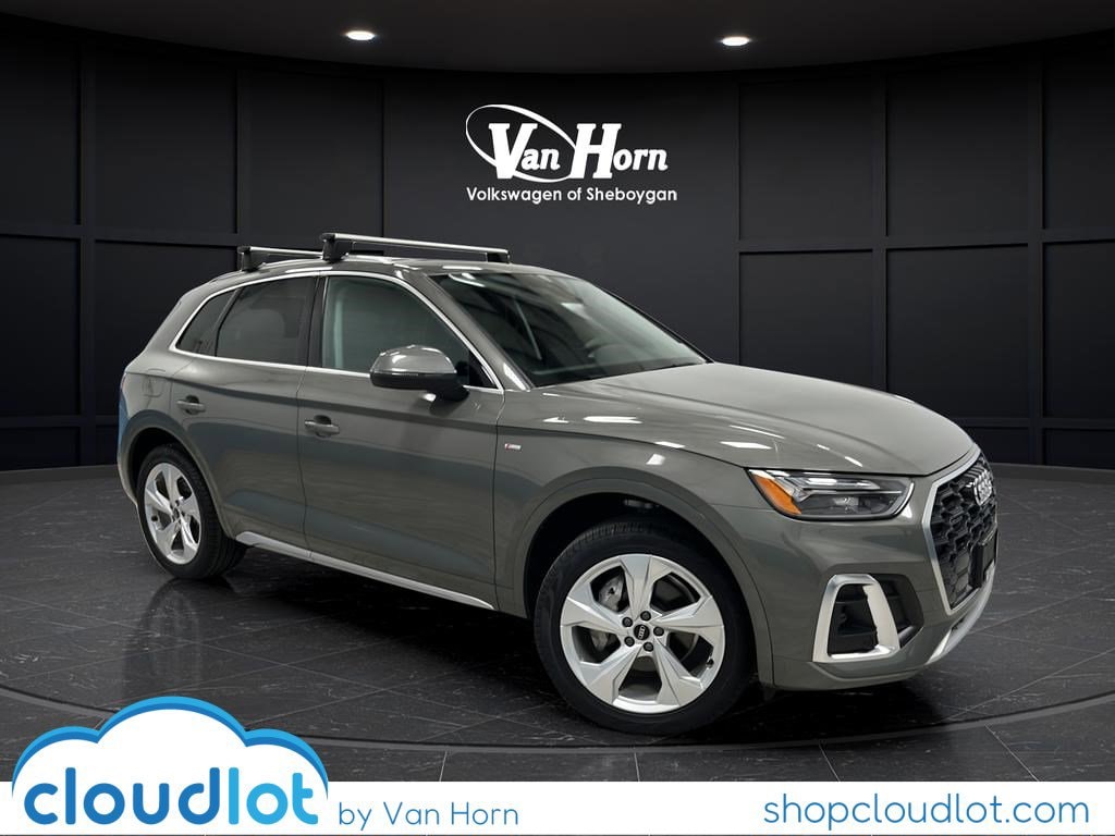 2025 Audi Q5 45 Premium Plus's photo
