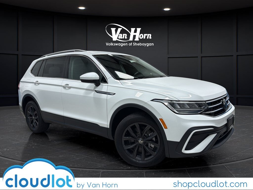 Used 2024 Volkswagen Tiguan SE SUV