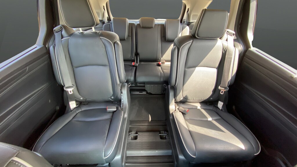 2025 Honda Odyssey Elite - Photo 24