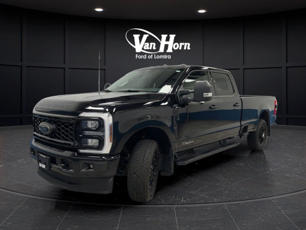 Used 2025 Ford Super Duty F-250 SRW XLT Truck Crew Cab