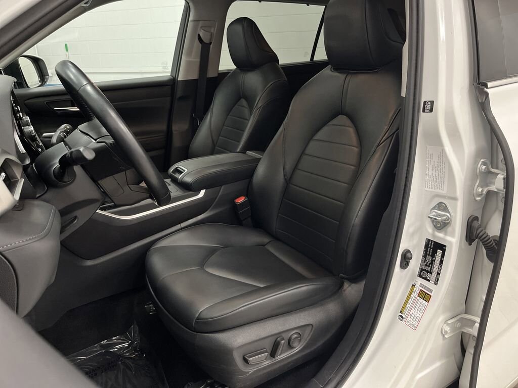 Used 2022 Toyota Highlander XLE SUV