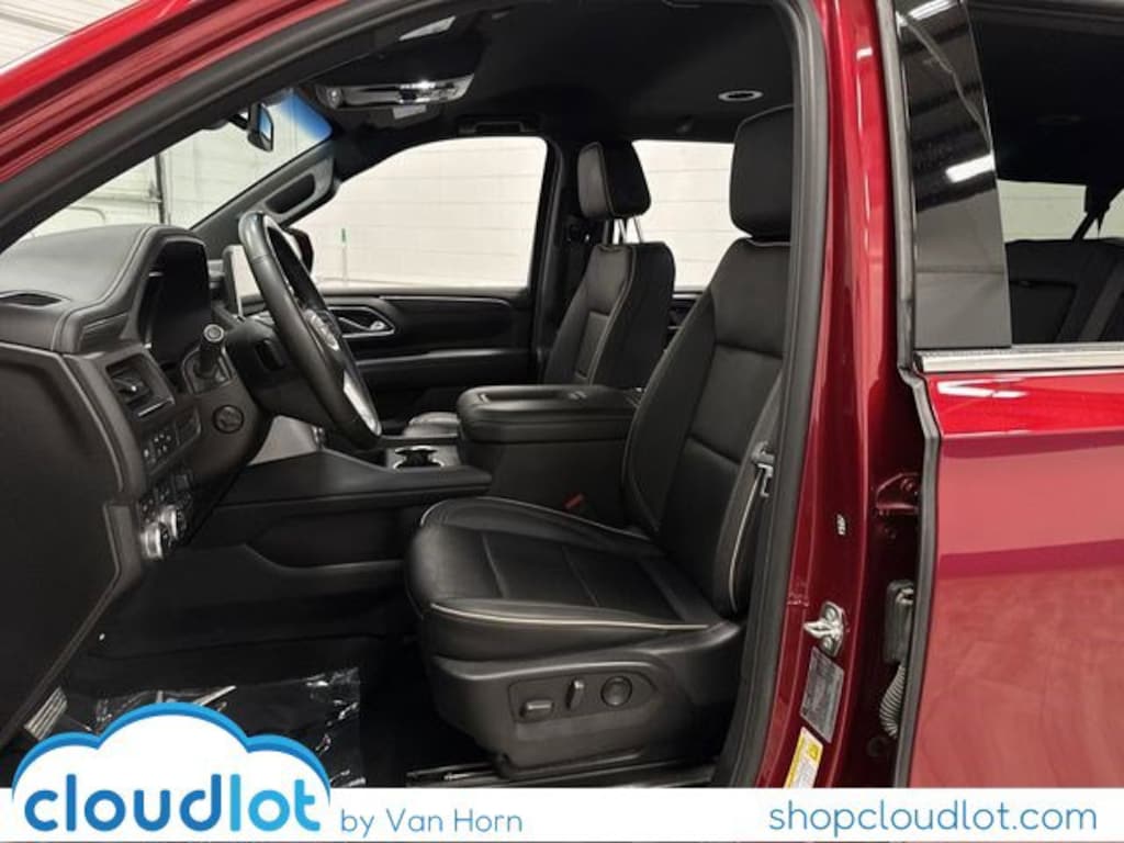 Used 2024 GMC Yukon XL SLT SUV