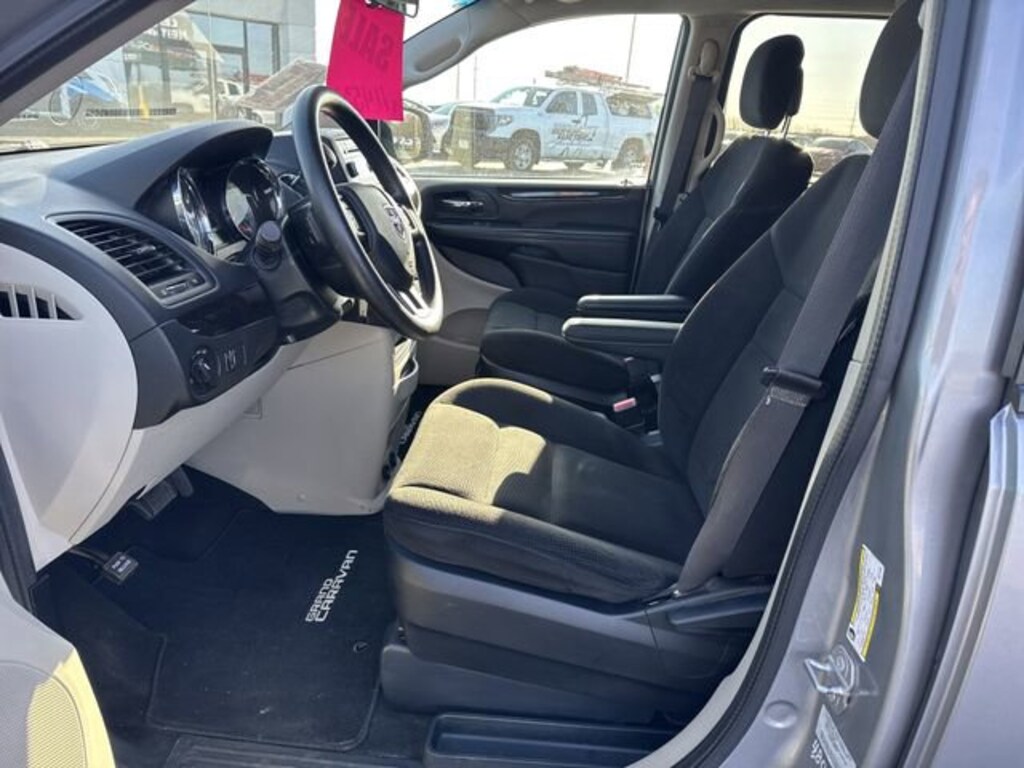 Used 2016 Dodge Grand Caravan SE Van