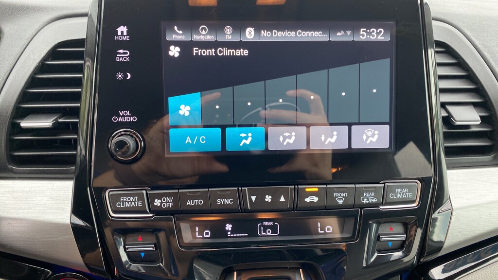 2018 Honda Odyssey Elite - Photo 18