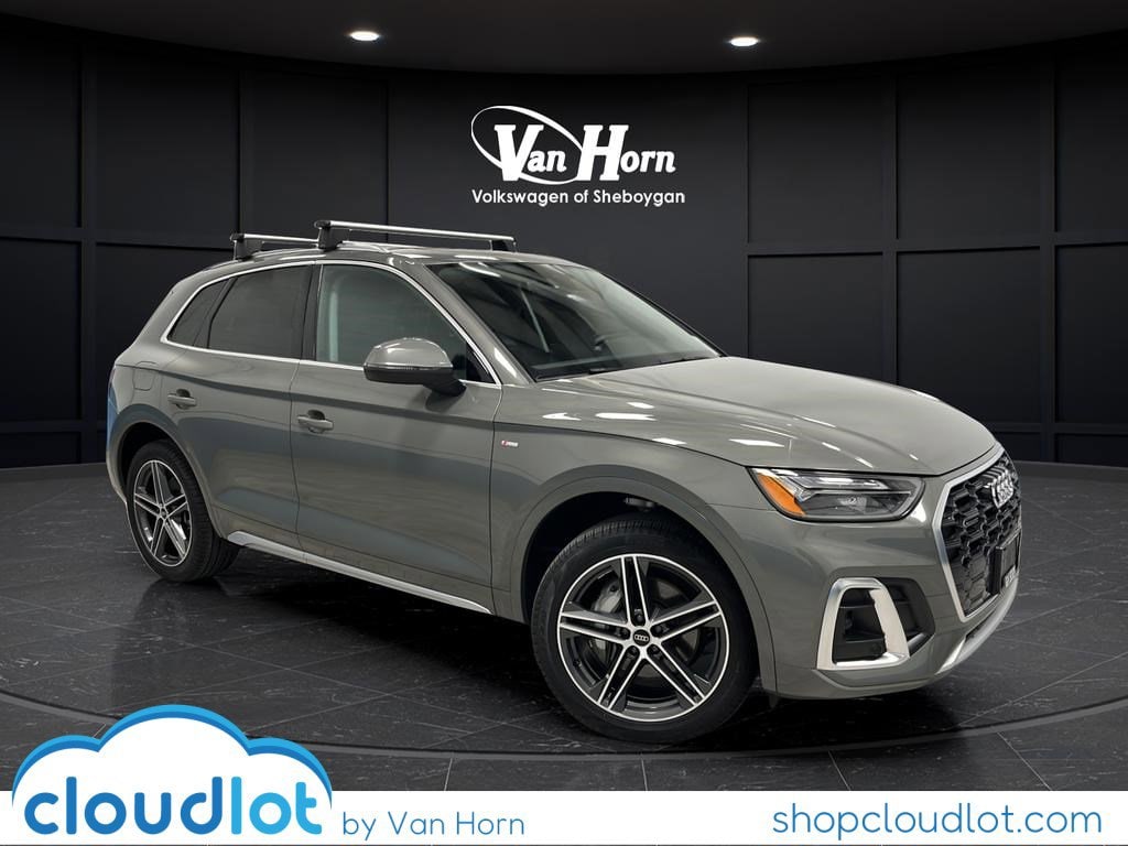 2024 Audi Q5 55 e Premium's photo
