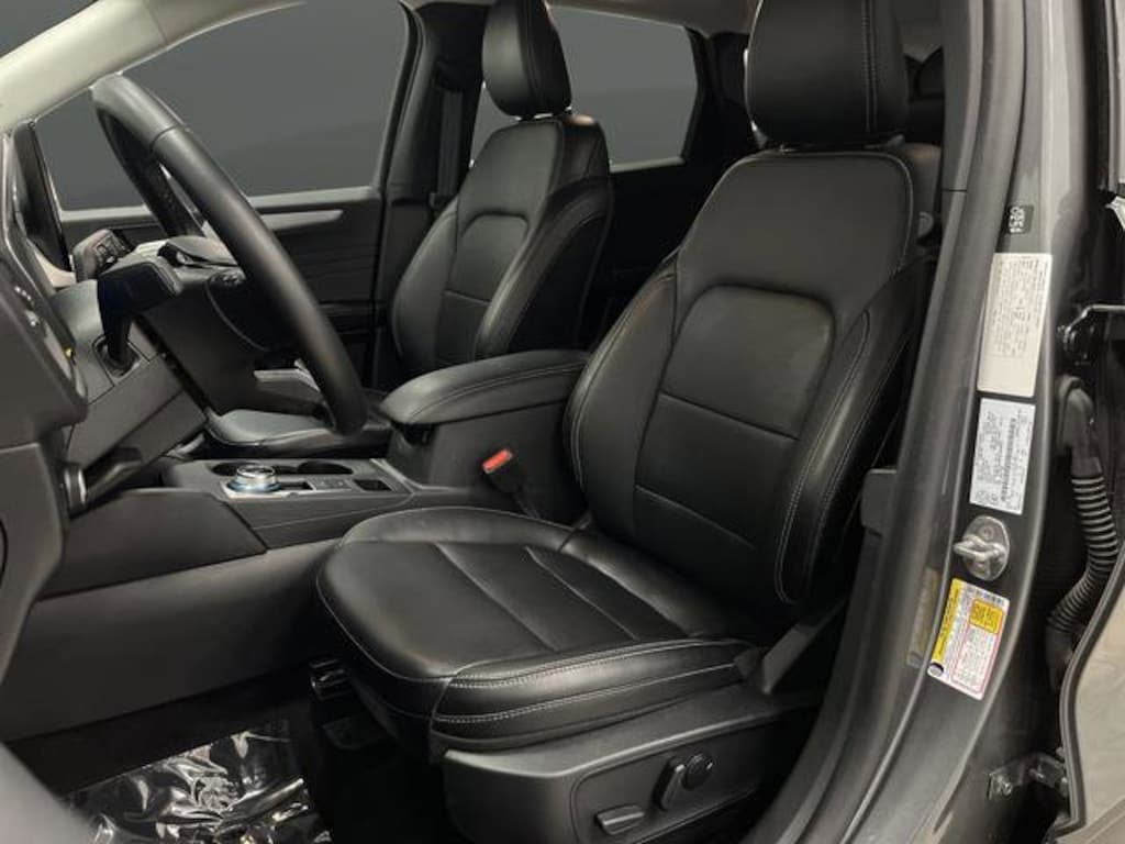 Used 2025 Ford Escape Platinum SUV