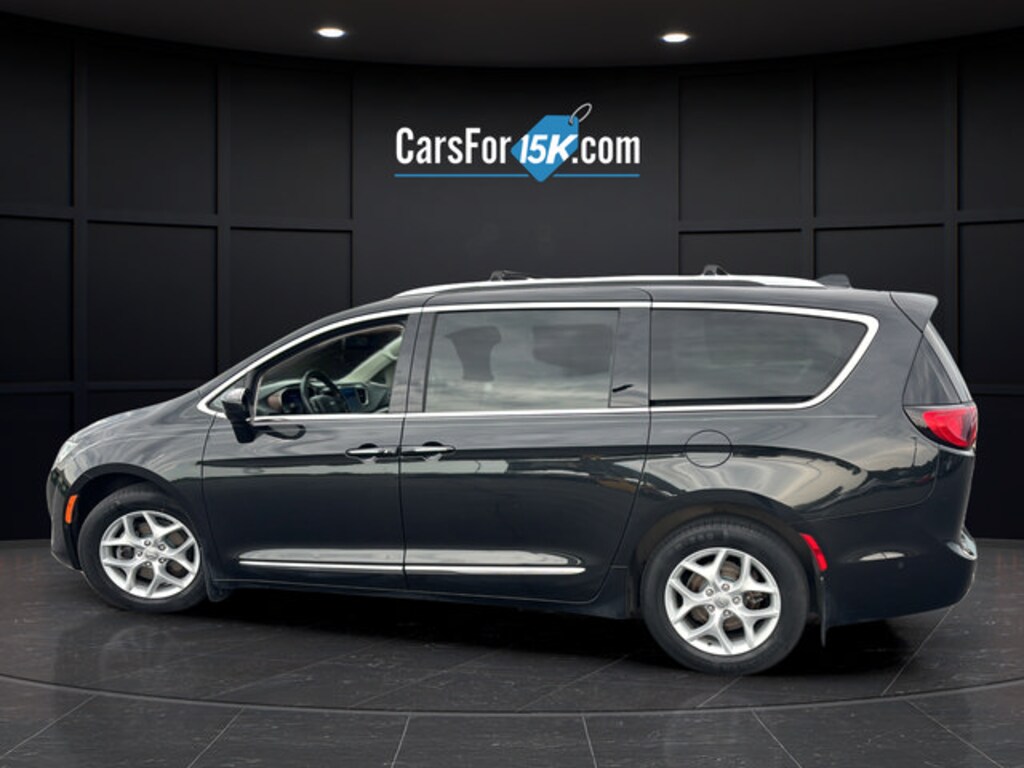 Used 2017 Chrysler Pacifica Touring-L Plus Van