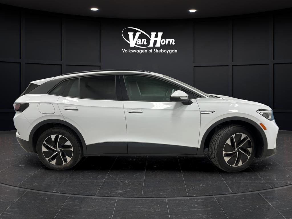 Used 2022 Volkswagen ID.4 PRO with VIN WVGJNPE25NP073884 for sale in Sheboygan, WI