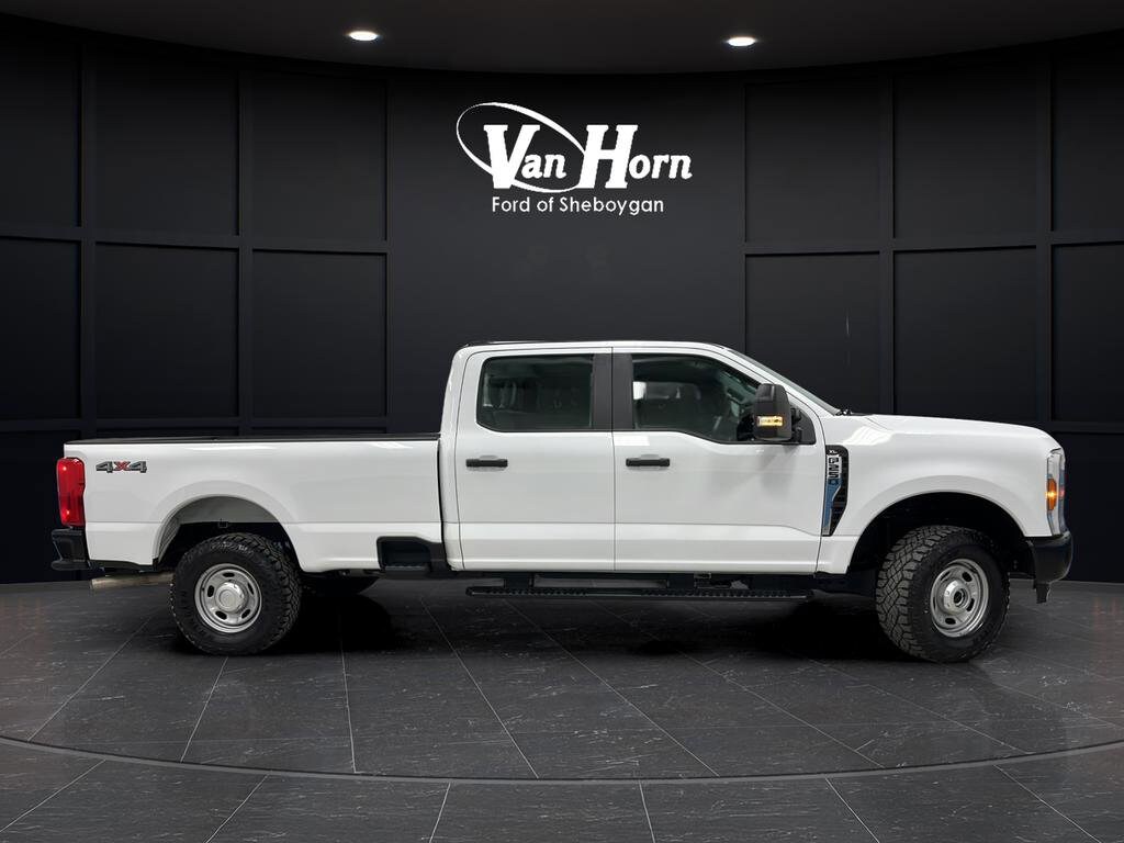 Used 2025 Ford Super Duty F-250 SRW XL Truck Crew Cab